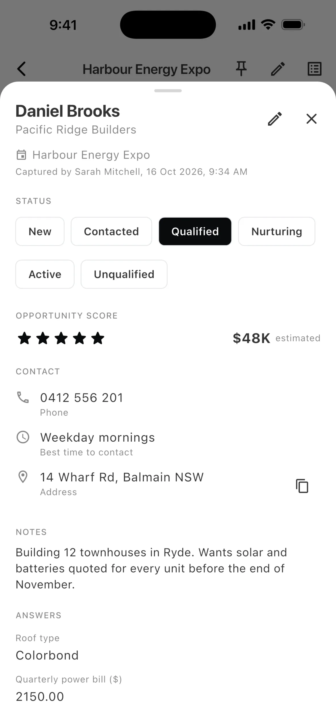 Leady lead detail with status, opportunity score, contact details, notes and answers